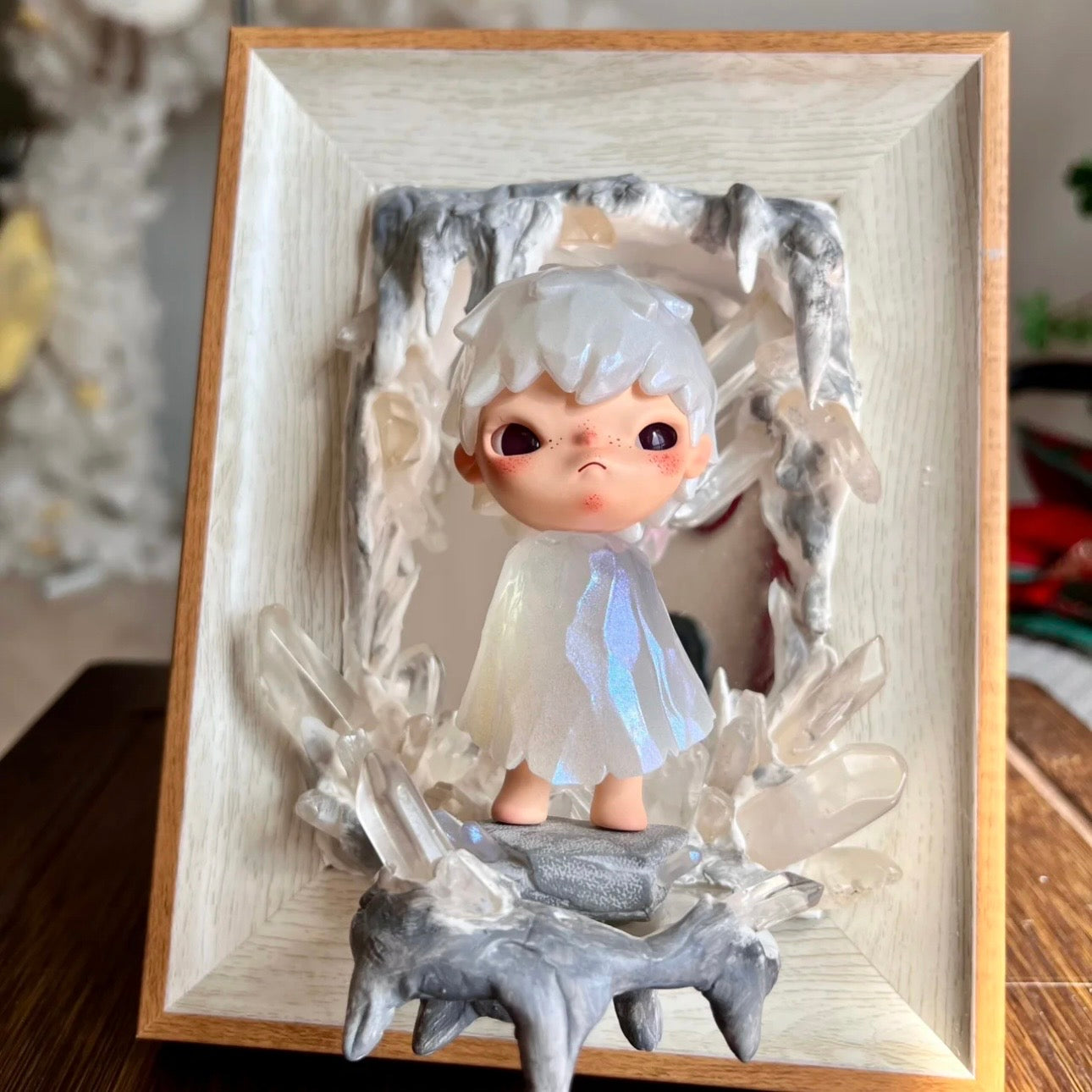 Glow-in-the-Dark Figurines/Decor/Pins, Handmade Cute Ornaments & Gifts (Doll/Frame Optional)