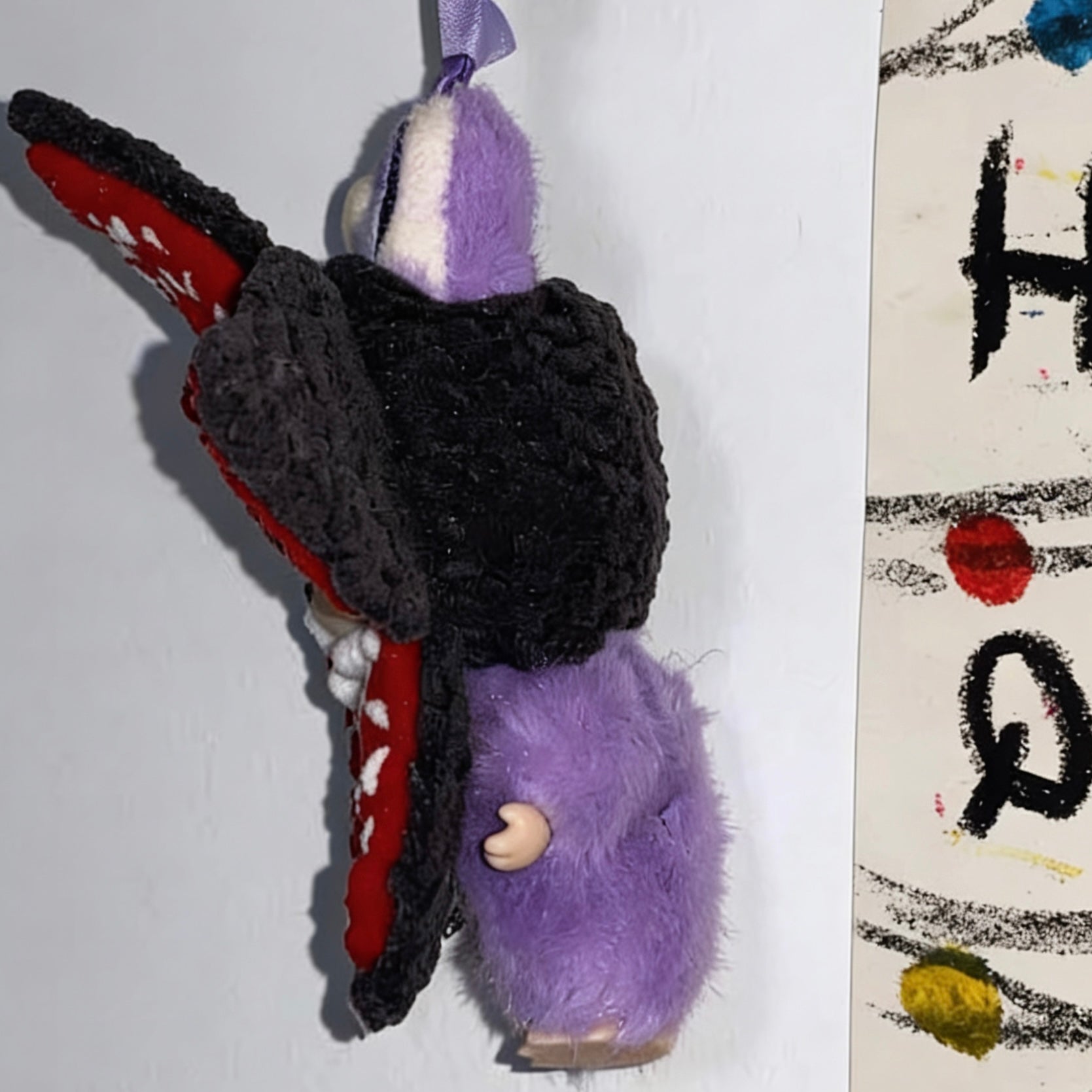 Handcrafted Stranger Things Demogorgon headpiece and the RUN alphabet light wall｜suitable for Labubu and Skullpanda